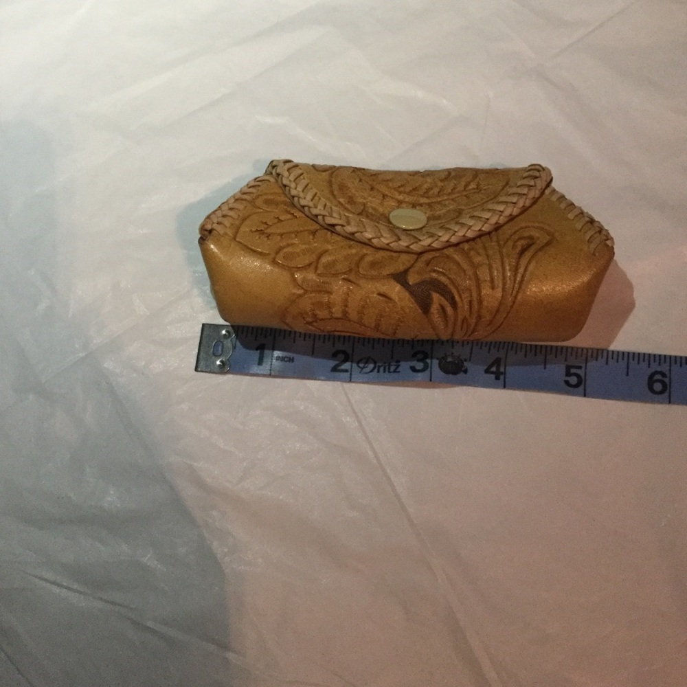 Vintage Tan Leather Coin Purse